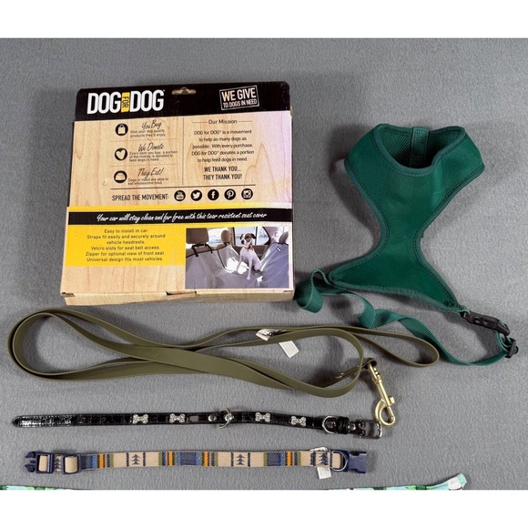 Dog Accessories Lot Seat Cover Harness Leashes Collars Bandana Puppies - Picture 4 of 7